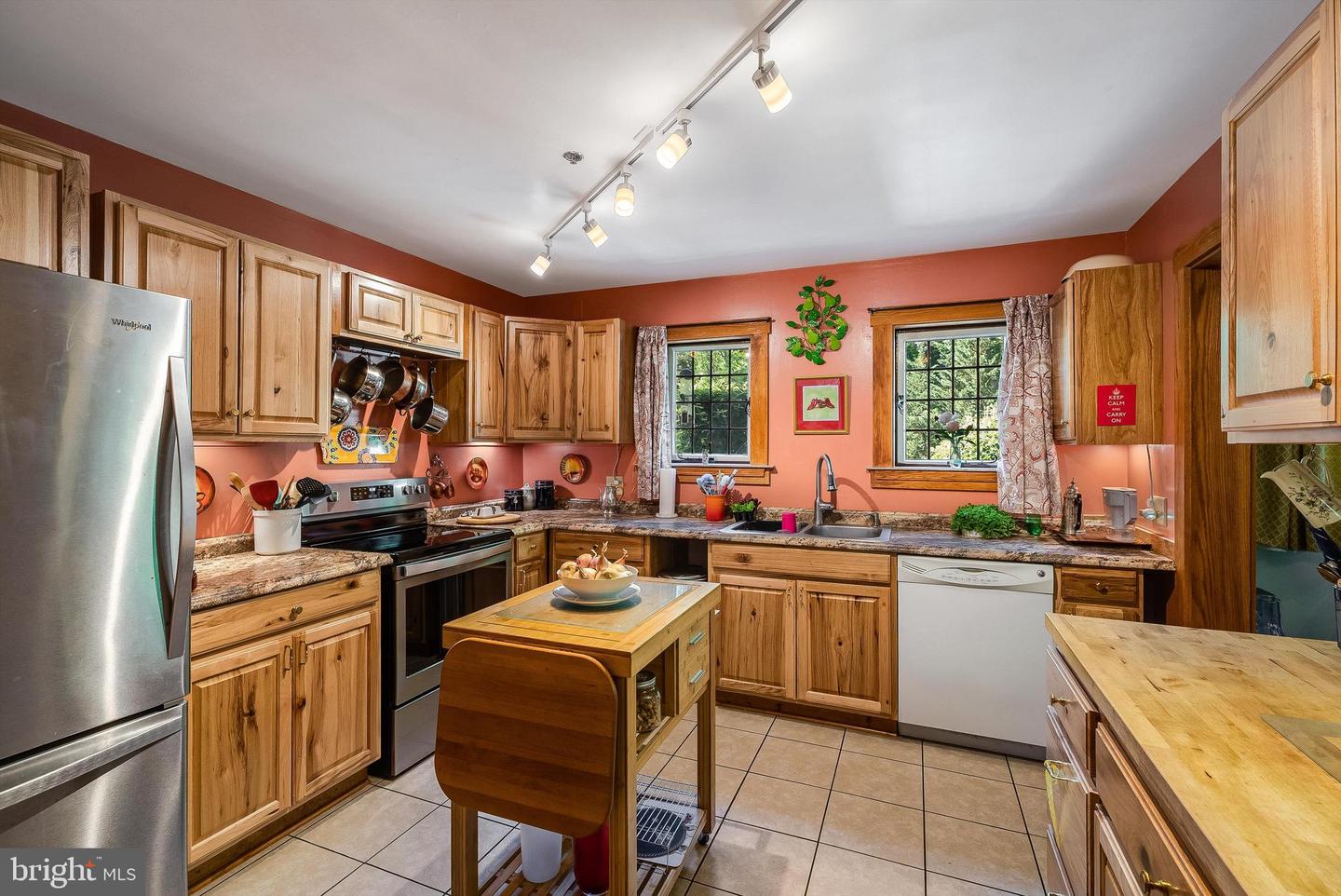950 W BEVERLEY ST, STAUNTON, Virginia 24401, ,Land,For sale,950 W BEVERLEY ST,VASC2000656 MLS # VASC2000656