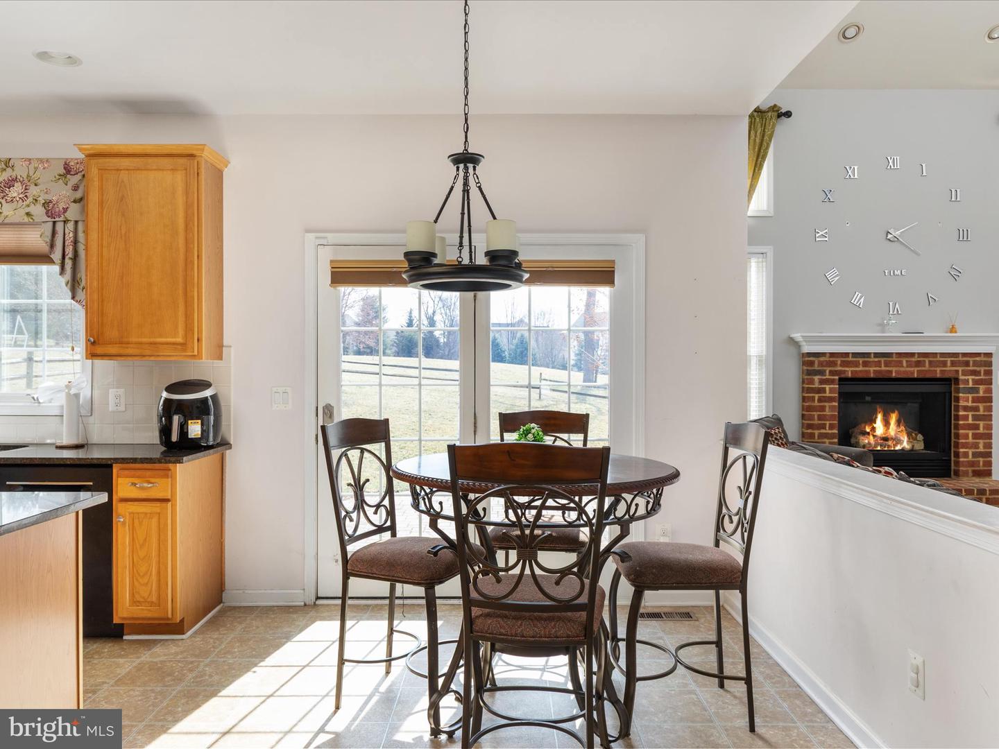 903 CRESTVIEW TER, WINCHESTER, Virginia 22601, 4 Bedrooms Bedrooms, ,3 BathroomsBathrooms,Residential,For sale,903 CRESTVIEW TER,VAWI2007080 MLS # VAWI2007080