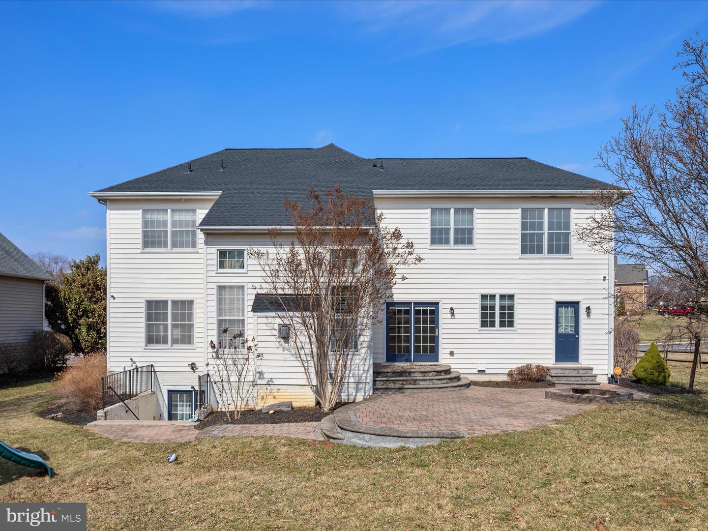 903 CRESTVIEW TER, WINCHESTER, Virginia 22601, 4 Bedrooms Bedrooms, ,3 BathroomsBathrooms,Residential,For sale,903 CRESTVIEW TER,VAWI2007080 MLS # VAWI2007080