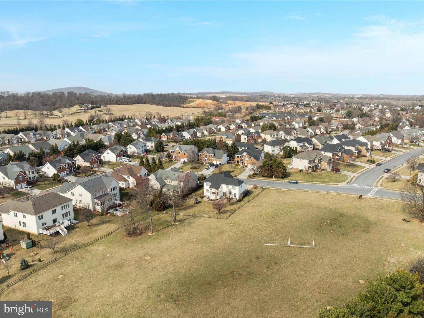903 CRESTVIEW TER, WINCHESTER, Virginia 22601, 4 Bedrooms Bedrooms, ,3 BathroomsBathrooms,Residential,For sale,903 CRESTVIEW TER,VAWI2007080 MLS # VAWI2007080