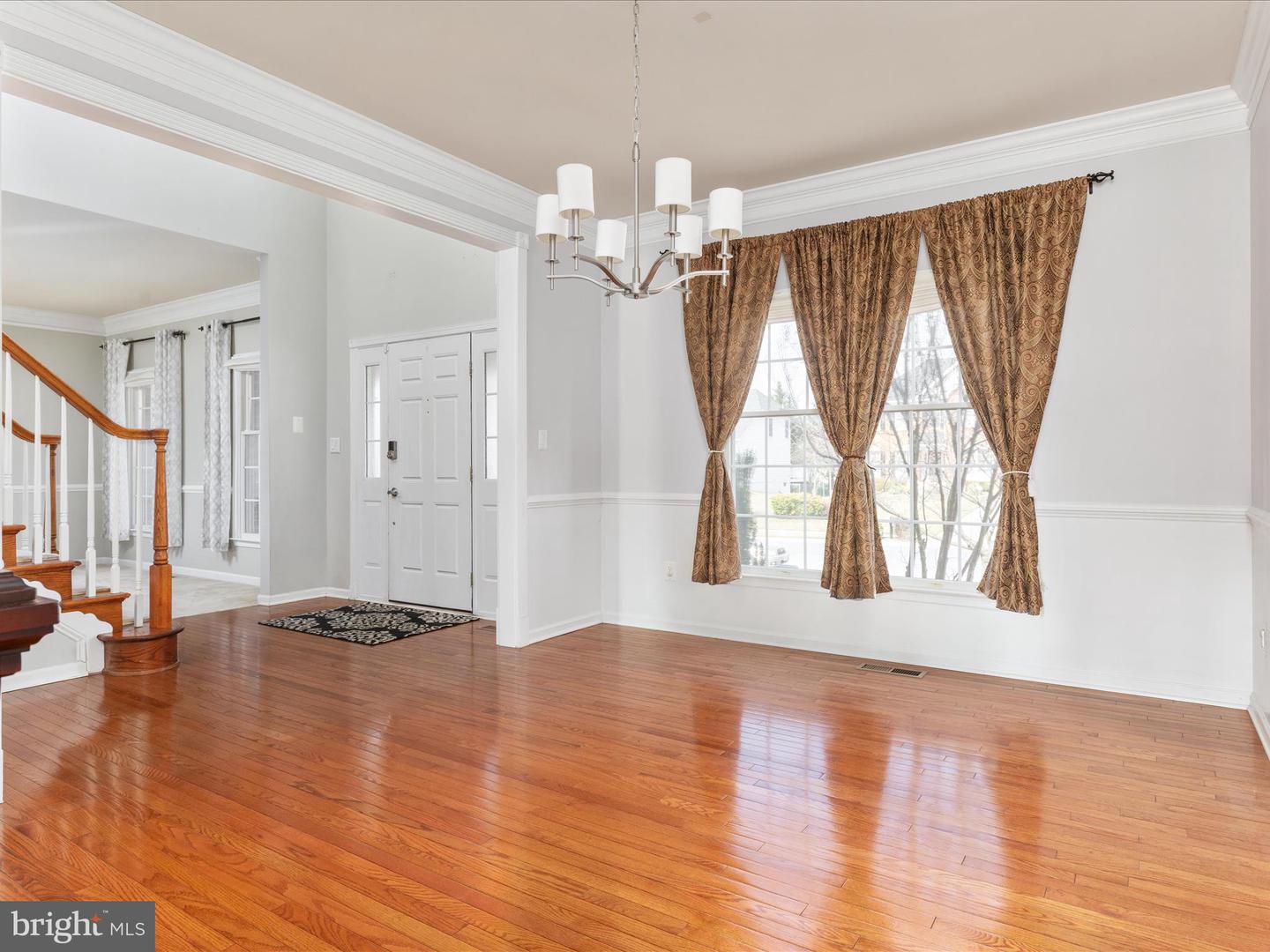 903 CRESTVIEW TER, WINCHESTER, Virginia 22601, 4 Bedrooms Bedrooms, ,3 BathroomsBathrooms,Residential,For sale,903 CRESTVIEW TER,VAWI2007080 MLS # VAWI2007080
