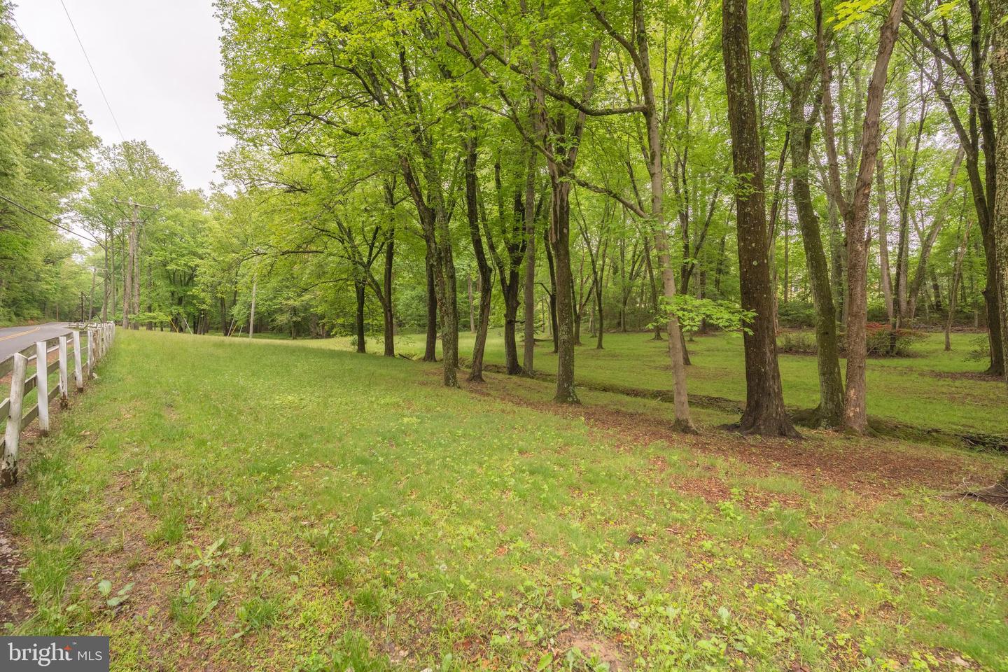 11123 POPES HEAD RD, FAIRFAX, Virginia 22030, ,Land,For sale,11123 POPES HEAD RD,VAFX2240758 MLS # VAFX2240758