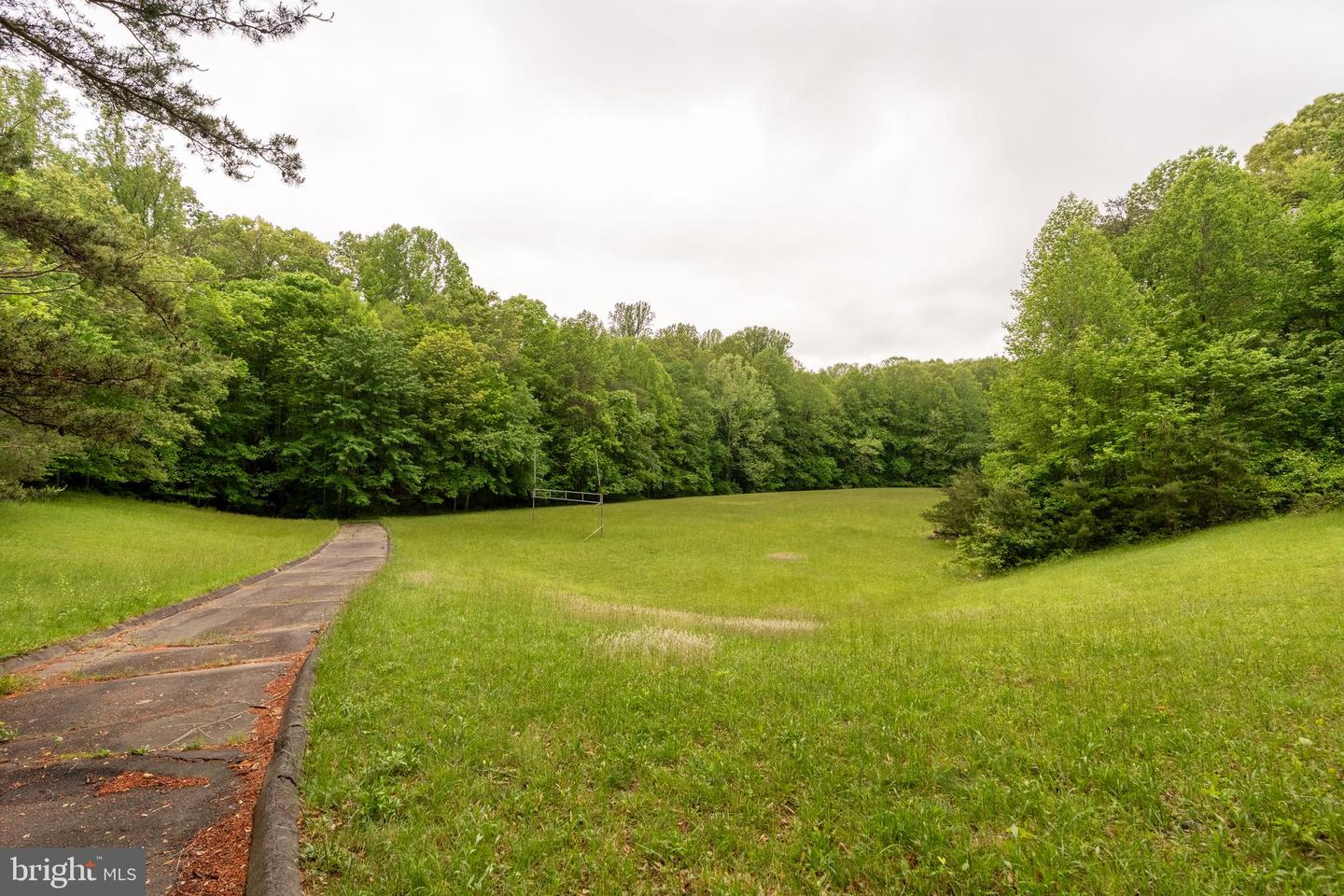 11123 POPES HEAD RD, FAIRFAX, Virginia 22030, ,Land,For sale,11123 POPES HEAD RD,VAFX2240758 MLS # VAFX2240758