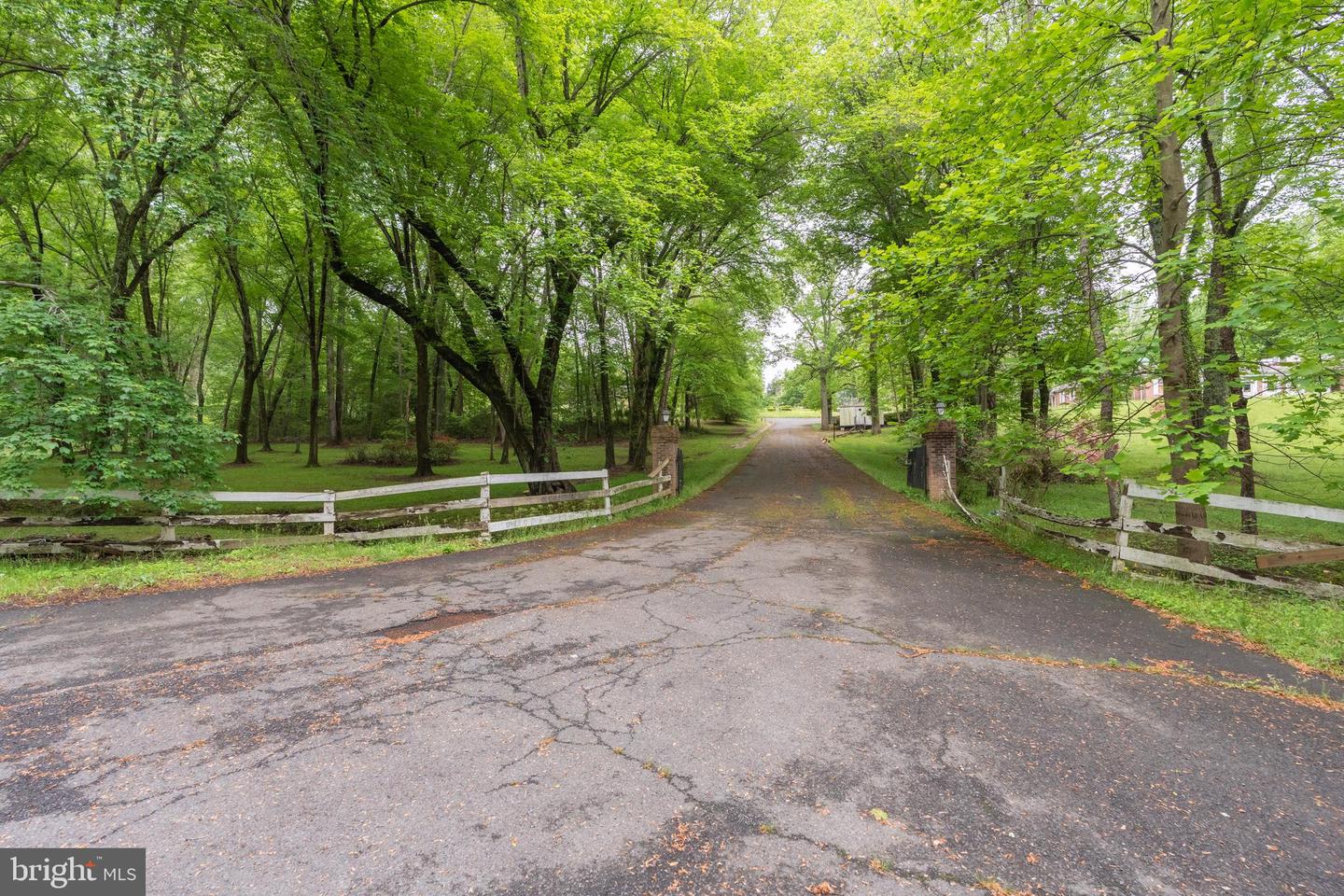 11123 POPES HEAD RD, FAIRFAX, Virginia 22030, ,Land,For sale,11123 POPES HEAD RD,VAFX2240758 MLS # VAFX2240758