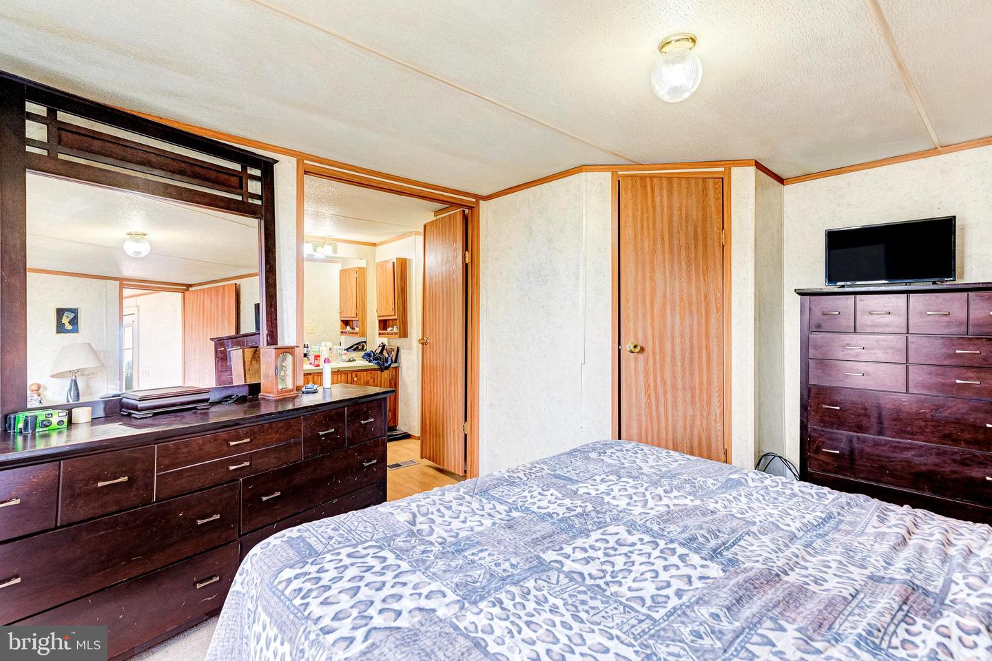 640 RIDGE RD, WARSAW, Virginia 22572, 2 Bedrooms Bedrooms, 5 Rooms Rooms,2 BathroomsBathrooms,Residential,For sale,640 RIDGE RD,VARV2000460 MLS # VARV2000460