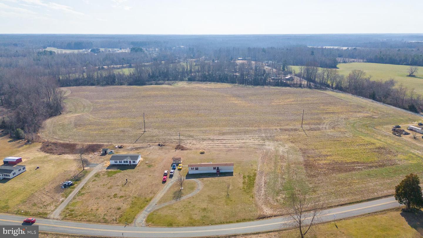 640 RIDGE RD, WARSAW, Virginia 22572, 2 Bedrooms Bedrooms, 5 Rooms Rooms,2 BathroomsBathrooms,Residential,For sale,640 RIDGE RD,VARV2000460 MLS # VARV2000460