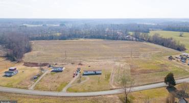 640 RIDGE RD, WARSAW, Virginia 22572, 2 Bedrooms Bedrooms, 5 Rooms Rooms,2 BathroomsBathrooms,Residential,For sale,640 RIDGE RD,VARV2000460 MLS # VARV2000460