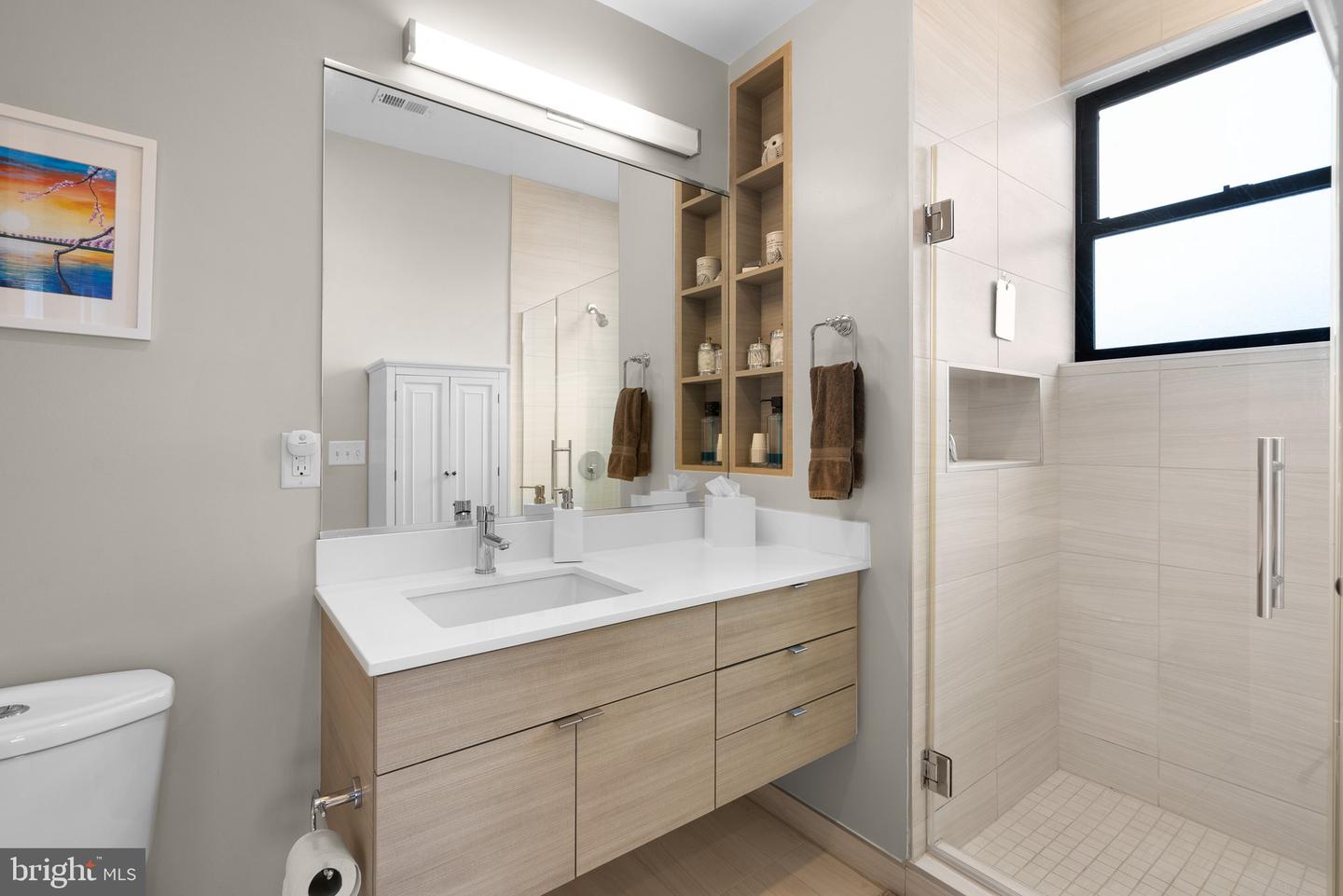 1550 11TH ST NW #410, WASHINGTON, District Of Columbia 20001, 1 Bedroom Bedrooms, ,1 BathroomBathrooms,Residential,For sale,1550 11TH ST NW #410,DCDC2189034 MLS # DCDC2189034