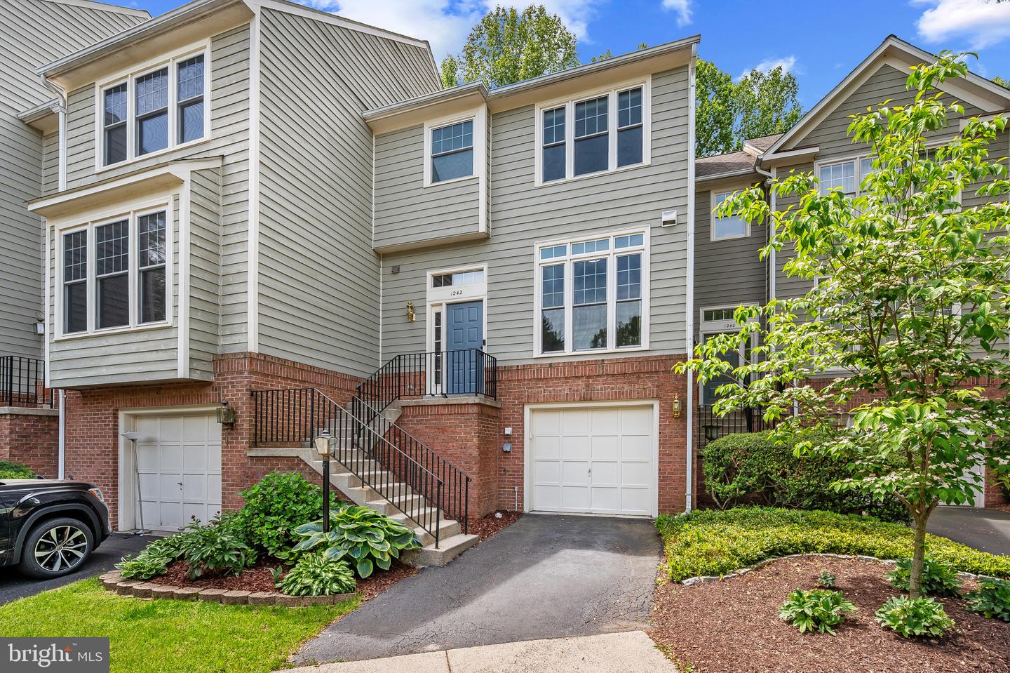 1242 WEATHERSTONE CT, RESTON, Virginia 20194, 3 Bedrooms Bedrooms, ,2 BathroomsBathrooms,Residential,For sale,1242 WEATHERSTONE CT,VAFX2227644 MLS # VAFX2227644