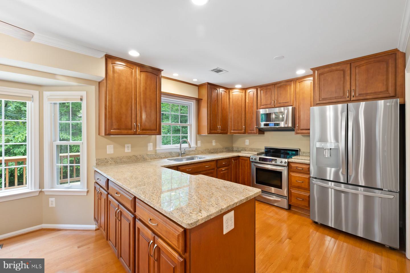 7733 HUNTSMAN BLVD, SPRINGFIELD, Virginia 22153, 5 Bedrooms Bedrooms, ,3 BathroomsBathrooms,Residential,For sale,7733 HUNTSMAN BLVD,VAFX2227924 MLS # VAFX2227924