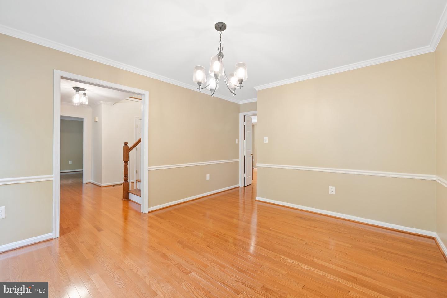 7733 HUNTSMAN BLVD, SPRINGFIELD, Virginia 22153, 5 Bedrooms Bedrooms, ,3 BathroomsBathrooms,Residential,For sale,7733 HUNTSMAN BLVD,VAFX2227924 MLS # VAFX2227924
