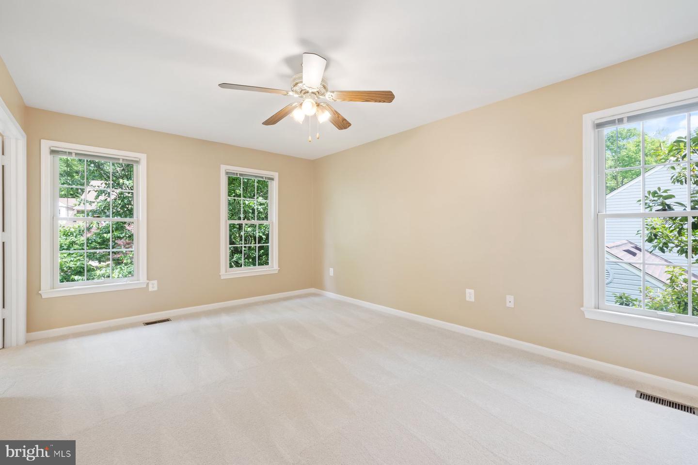 7733 HUNTSMAN BLVD, SPRINGFIELD, Virginia 22153, 5 Bedrooms Bedrooms, ,3 BathroomsBathrooms,Residential,For sale,7733 HUNTSMAN BLVD,VAFX2227924 MLS # VAFX2227924