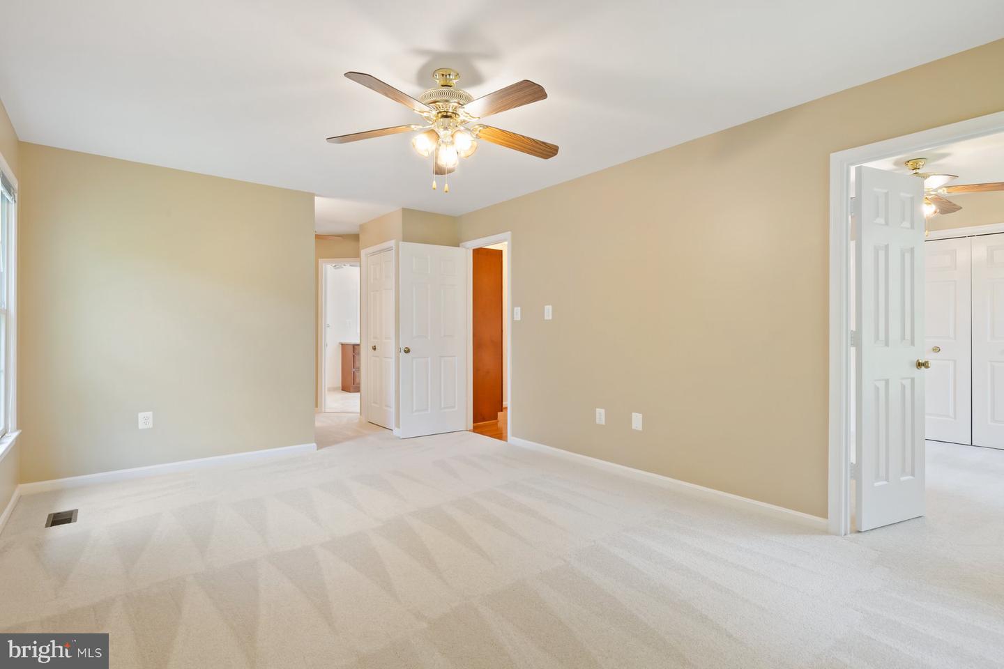 7733 HUNTSMAN BLVD, SPRINGFIELD, Virginia 22153, 5 Bedrooms Bedrooms, ,3 BathroomsBathrooms,Residential,For sale,7733 HUNTSMAN BLVD,VAFX2227924 MLS # VAFX2227924