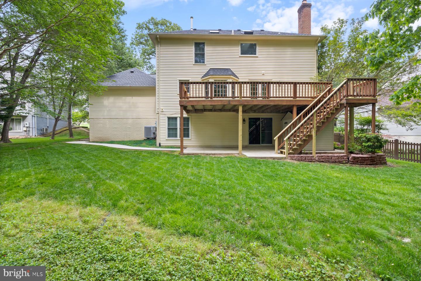 7733 HUNTSMAN BLVD, SPRINGFIELD, Virginia 22153, 5 Bedrooms Bedrooms, ,3 BathroomsBathrooms,Residential,For sale,7733 HUNTSMAN BLVD,VAFX2227924 MLS # VAFX2227924