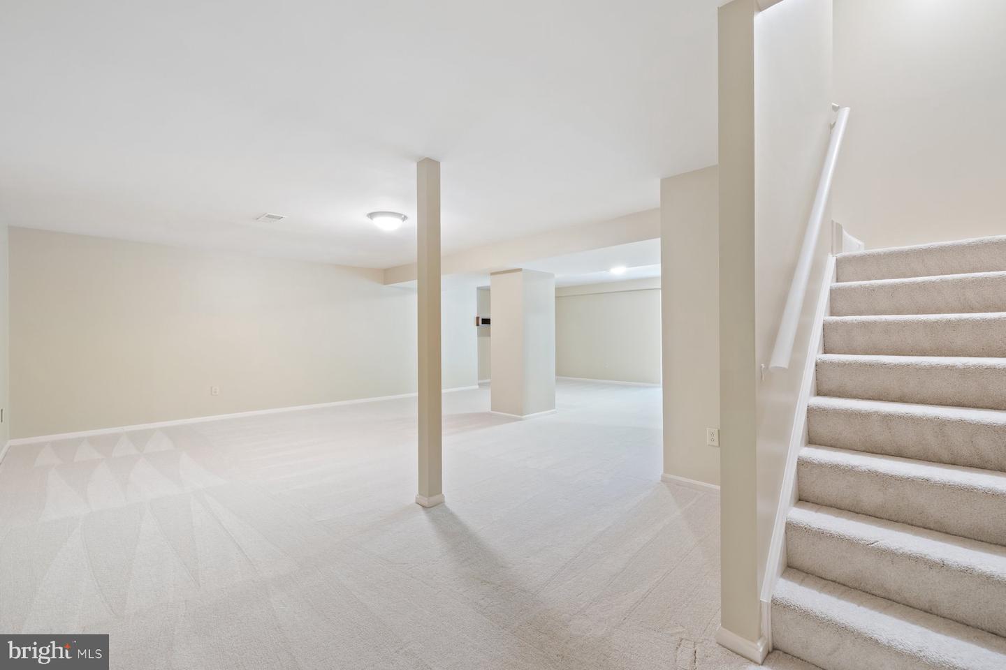 7733 HUNTSMAN BLVD, SPRINGFIELD, Virginia 22153, 5 Bedrooms Bedrooms, ,3 BathroomsBathrooms,Residential,For sale,7733 HUNTSMAN BLVD,VAFX2227924 MLS # VAFX2227924