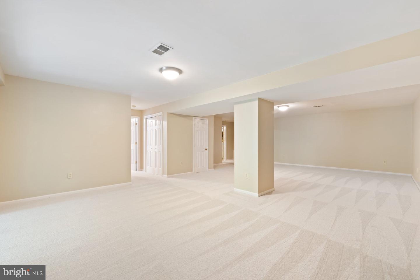 7733 HUNTSMAN BLVD, SPRINGFIELD, Virginia 22153, 5 Bedrooms Bedrooms, ,3 BathroomsBathrooms,Residential,For sale,7733 HUNTSMAN BLVD,VAFX2227924 MLS # VAFX2227924