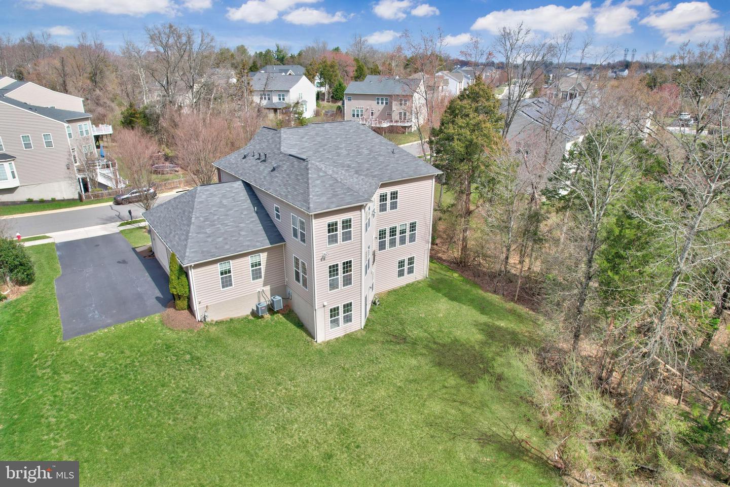41525 GOSHEN RIDGE PL, ALDIE, Virginia 20105, 5 Bedrooms Bedrooms, ,5 BathroomsBathrooms,Residential,For sale,41525 GOSHEN RIDGE PL,VALO2091898 MLS # VALO2091898