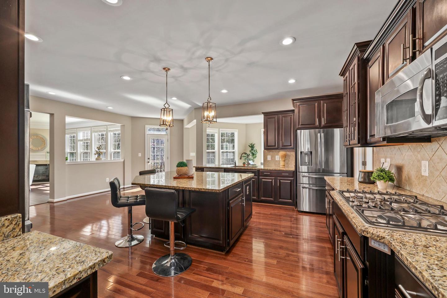 41525 GOSHEN RIDGE PL, ALDIE, Virginia 20105, 5 Bedrooms Bedrooms, ,5 BathroomsBathrooms,Residential,For sale,41525 GOSHEN RIDGE PL,VALO2091898 MLS # VALO2091898