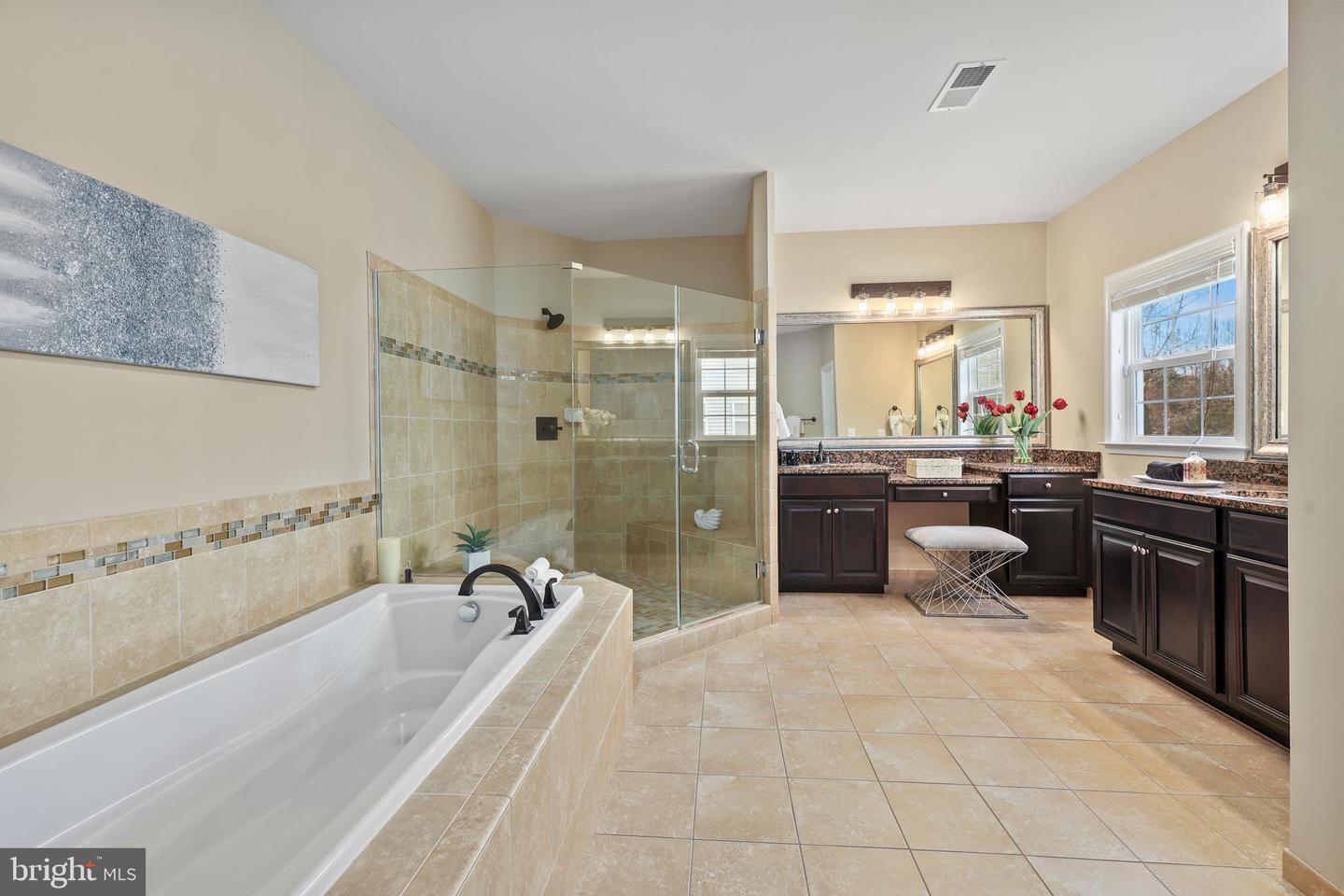 41525 GOSHEN RIDGE PL, ALDIE, Virginia 20105, 5 Bedrooms Bedrooms, ,5 BathroomsBathrooms,Residential,For sale,41525 GOSHEN RIDGE PL,VALO2091898 MLS # VALO2091898