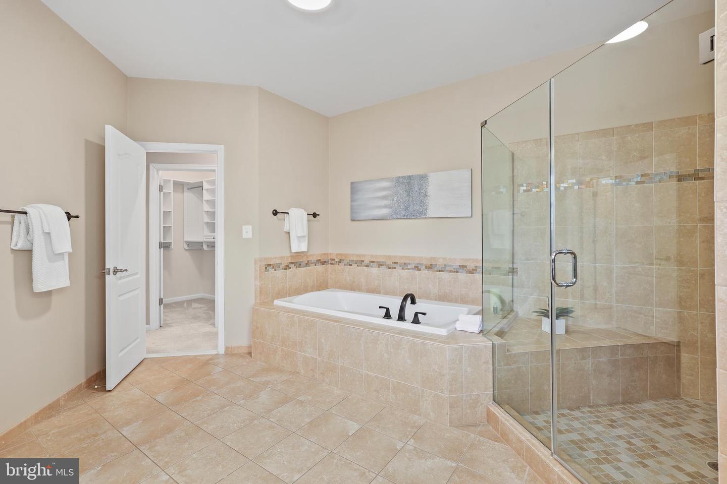 41525 GOSHEN RIDGE PL, ALDIE, Virginia 20105, 5 Bedrooms Bedrooms, ,5 BathroomsBathrooms,Residential,For sale,41525 GOSHEN RIDGE PL,VALO2091898 MLS # VALO2091898