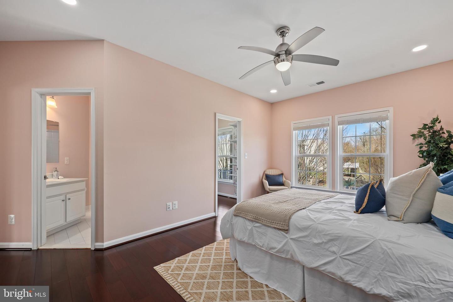 41525 GOSHEN RIDGE PL, ALDIE, Virginia 20105, 5 Bedrooms Bedrooms, ,5 BathroomsBathrooms,Residential,For sale,41525 GOSHEN RIDGE PL,VALO2091898 MLS # VALO2091898