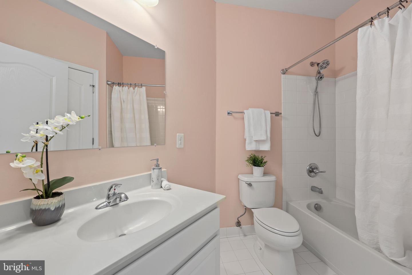41525 GOSHEN RIDGE PL, ALDIE, Virginia 20105, 5 Bedrooms Bedrooms, ,5 BathroomsBathrooms,Residential,For sale,41525 GOSHEN RIDGE PL,VALO2091898 MLS # VALO2091898