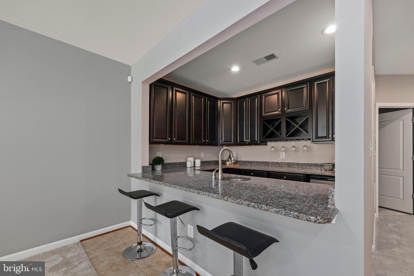41525 GOSHEN RIDGE PL, ALDIE, Virginia 20105, 5 Bedrooms Bedrooms, ,5 BathroomsBathrooms,Residential,For sale,41525 GOSHEN RIDGE PL,VALO2091898 MLS # VALO2091898