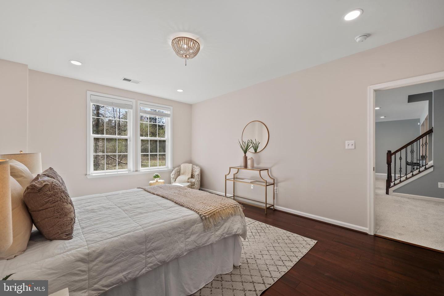 41525 GOSHEN RIDGE PL, ALDIE, Virginia 20105, 5 Bedrooms Bedrooms, ,5 BathroomsBathrooms,Residential,For sale,41525 GOSHEN RIDGE PL,VALO2091898 MLS # VALO2091898