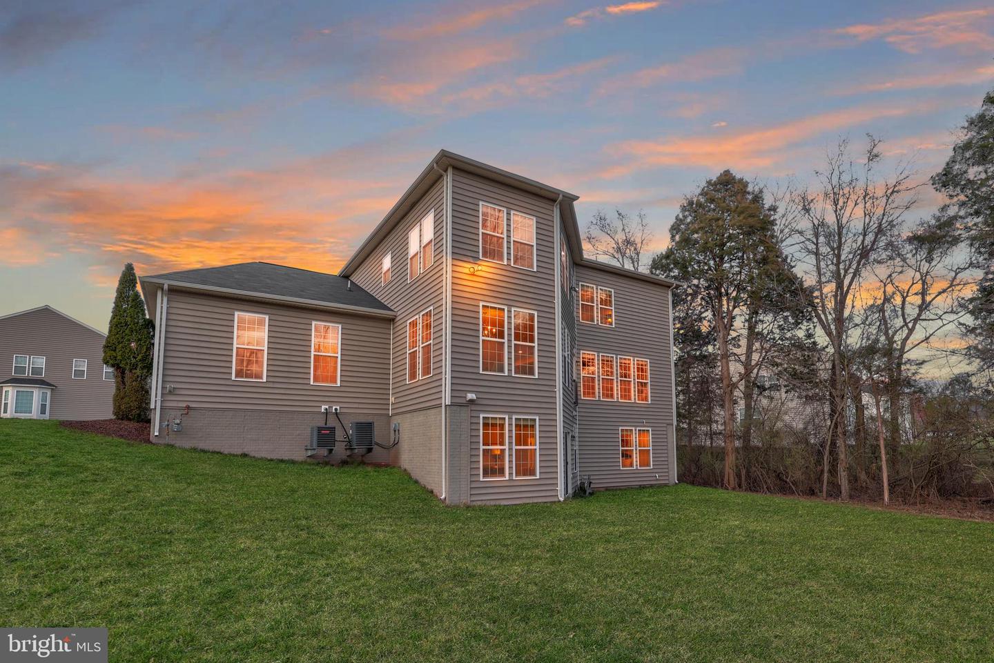 41525 GOSHEN RIDGE PL, ALDIE, Virginia 20105, 5 Bedrooms Bedrooms, ,5 BathroomsBathrooms,Residential,For sale,41525 GOSHEN RIDGE PL,VALO2091898 MLS # VALO2091898