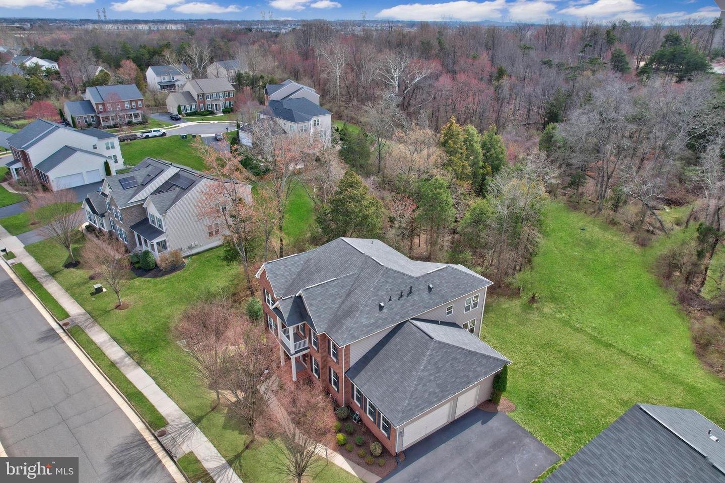 41525 GOSHEN RIDGE PL, ALDIE, Virginia 20105, 5 Bedrooms Bedrooms, ,5 BathroomsBathrooms,Residential,For sale,41525 GOSHEN RIDGE PL,VALO2091898 MLS # VALO2091898