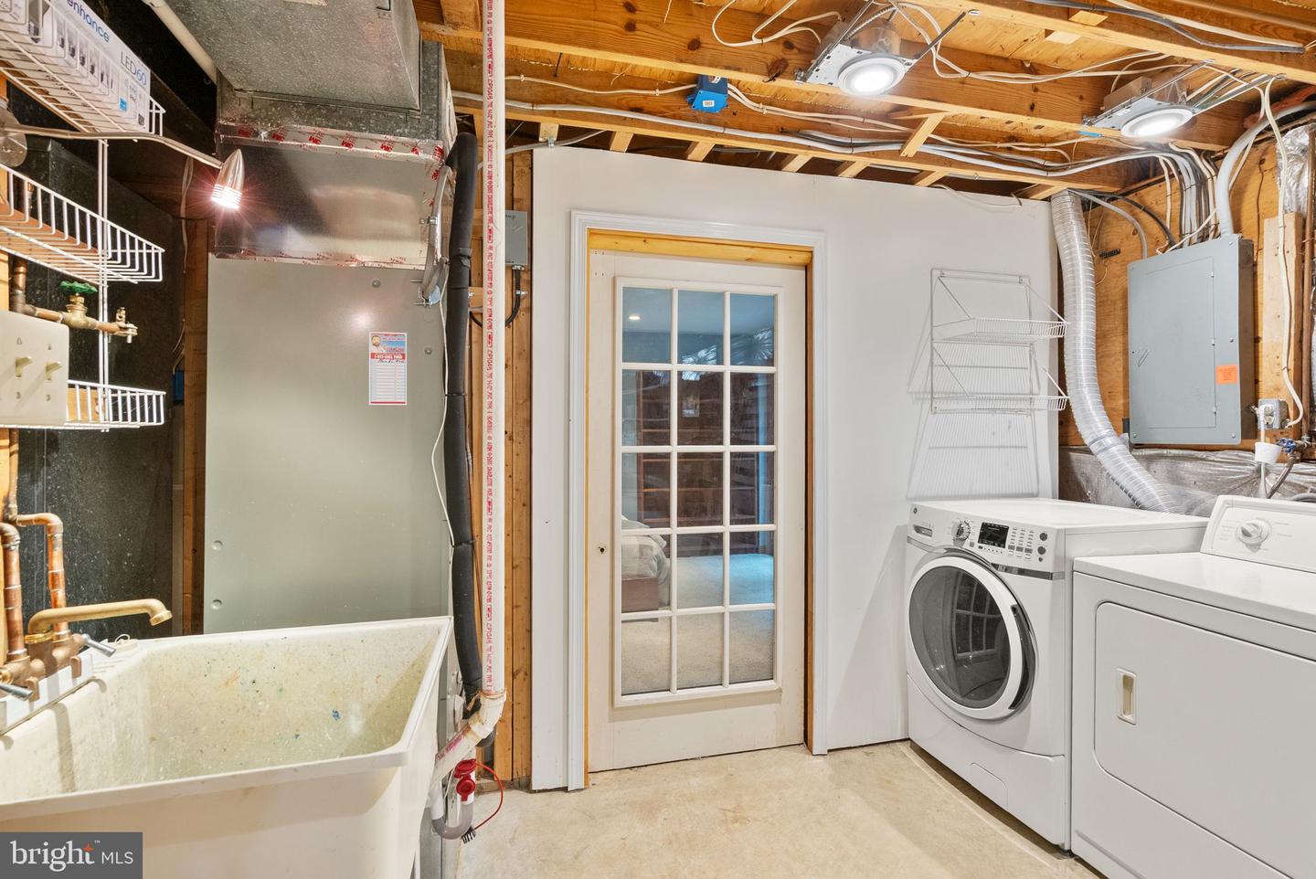 3428 AUSTIN CT, ALEXANDRIA, Virginia 22310, 3 Bedrooms Bedrooms, ,2 BathroomsBathrooms,Residential,For sale,3428 AUSTIN CT,VAFX2229658 MLS # VAFX2229658