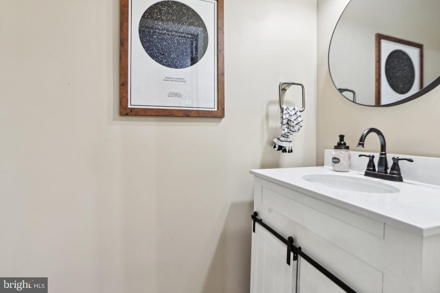 25149 SHULTZ TER, CHANTILLY, Virginia 20152, 3 Bedrooms Bedrooms, ,3 BathroomsBathrooms,Residential,For sale,25149 SHULTZ TER,VALO2092024 MLS # VALO2092024