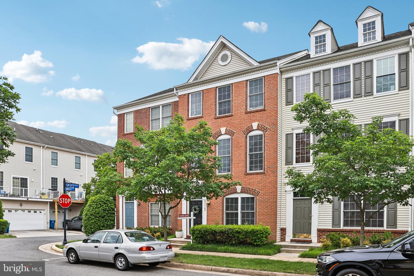 25149 SHULTZ TER, CHANTILLY, Virginia 20152, 3 Bedrooms Bedrooms, ,3 BathroomsBathrooms,Residential,For sale,25149 SHULTZ TER,VALO2092024 MLS # VALO2092024
