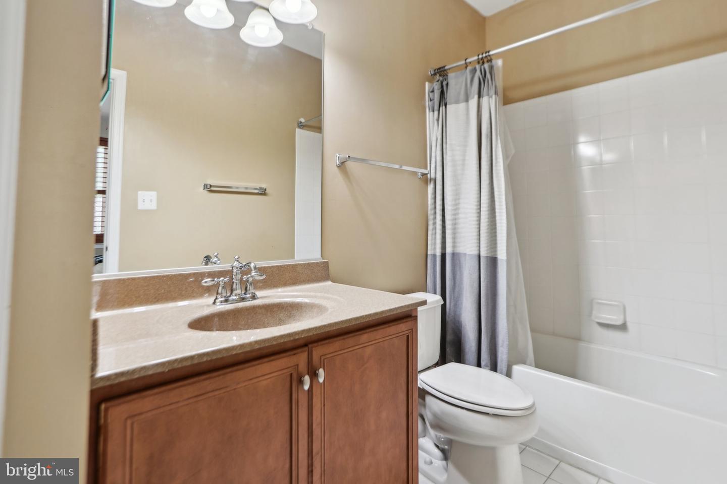 25149 SHULTZ TER, CHANTILLY, Virginia 20152, 3 Bedrooms Bedrooms, ,3 BathroomsBathrooms,Residential,For sale,25149 SHULTZ TER,VALO2092024 MLS # VALO2092024
