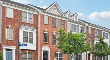 25149 SHULTZ TER, CHANTILLY, Virginia 20152, 3 Bedrooms Bedrooms, ,3 BathroomsBathrooms,Residential,For sale,25149 SHULTZ TER,VALO2092024 MLS # VALO2092024