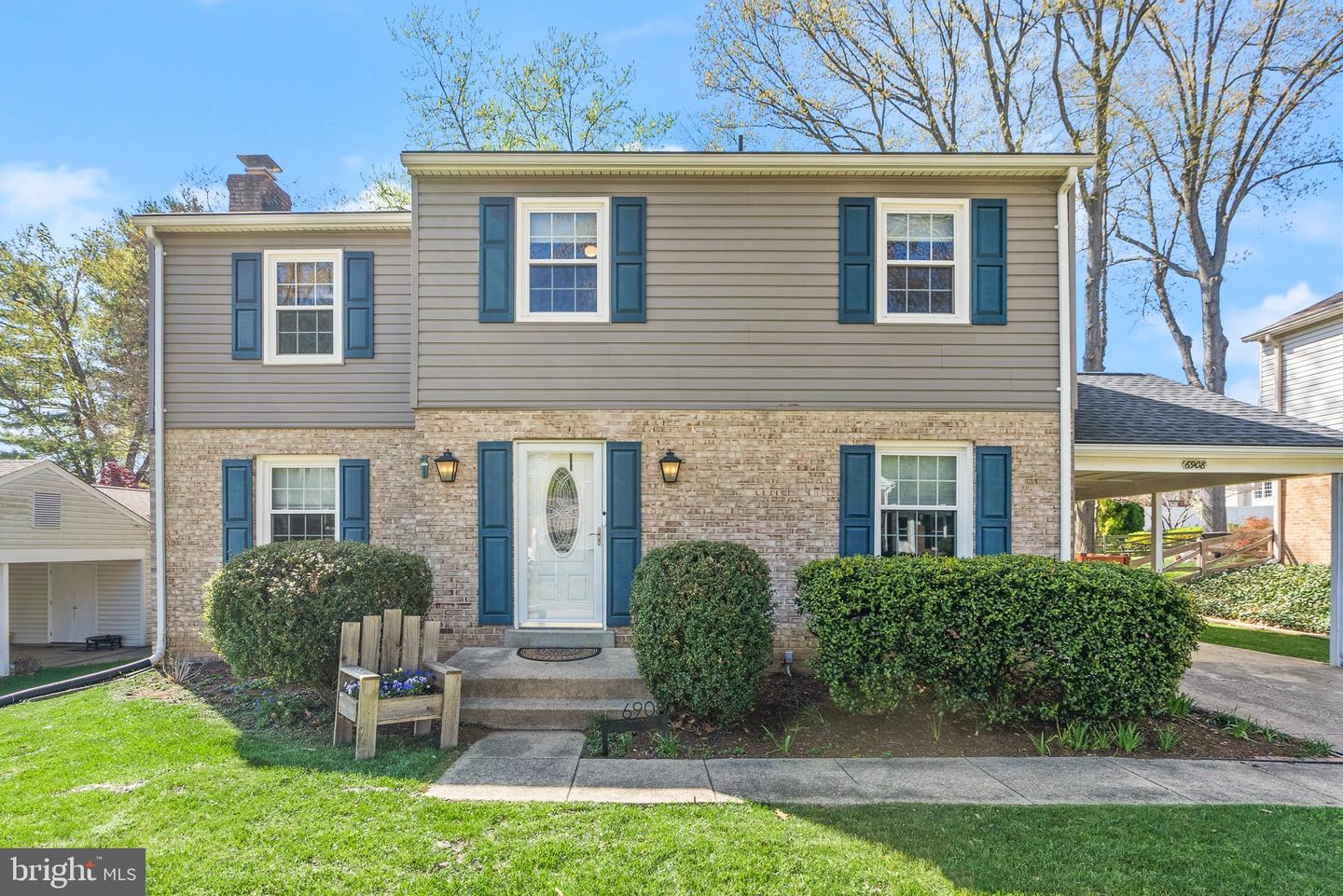 6908 LAMP POST LN, ALEXANDRIA, Virginia 22306, 4 Bedrooms Bedrooms, ,2 BathroomsBathrooms,Residential,For sale,6908 LAMP POST LN,VAFX2229994 MLS # VAFX2229994