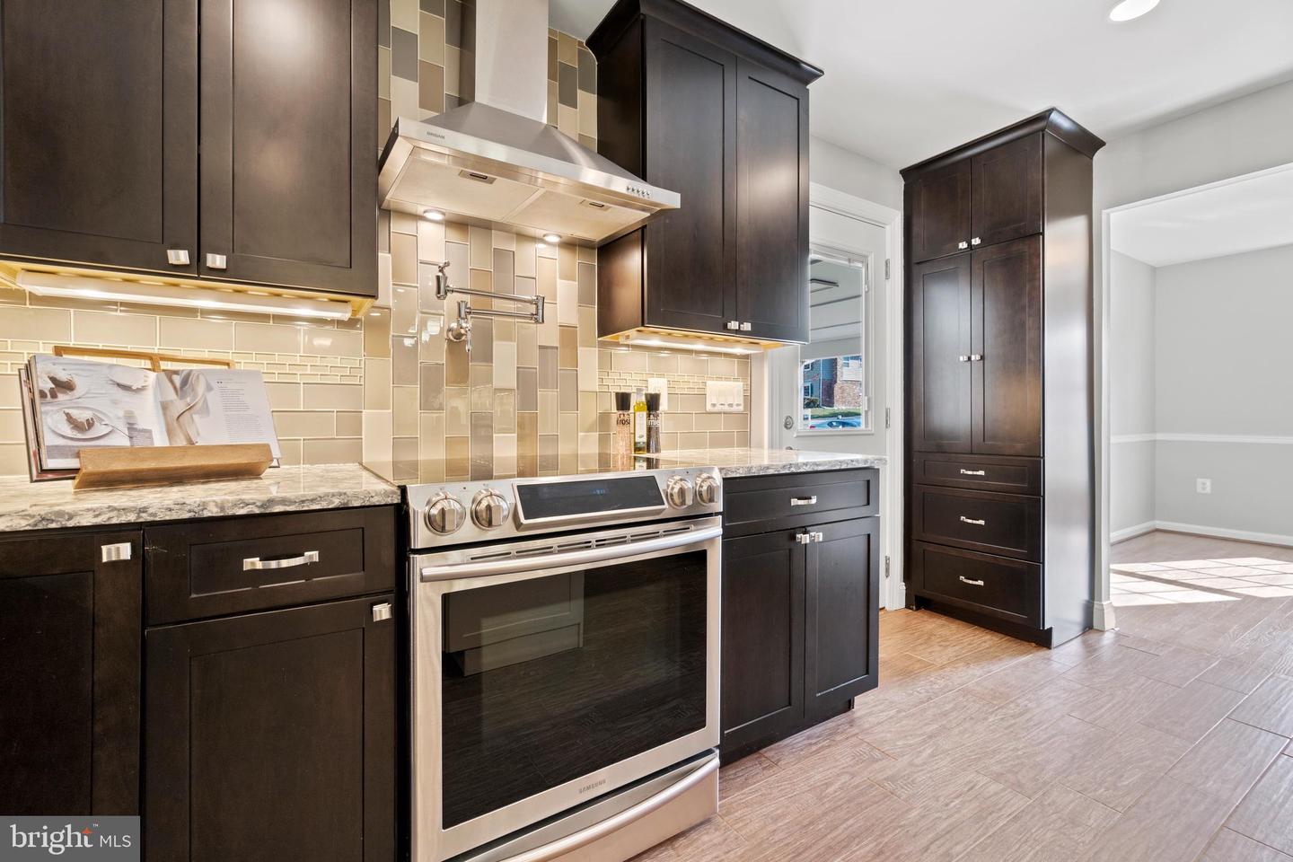 6908 LAMP POST LN, ALEXANDRIA, Virginia 22306, 4 Bedrooms Bedrooms, ,2 BathroomsBathrooms,Residential,For sale,6908 LAMP POST LN,VAFX2229994 MLS # VAFX2229994