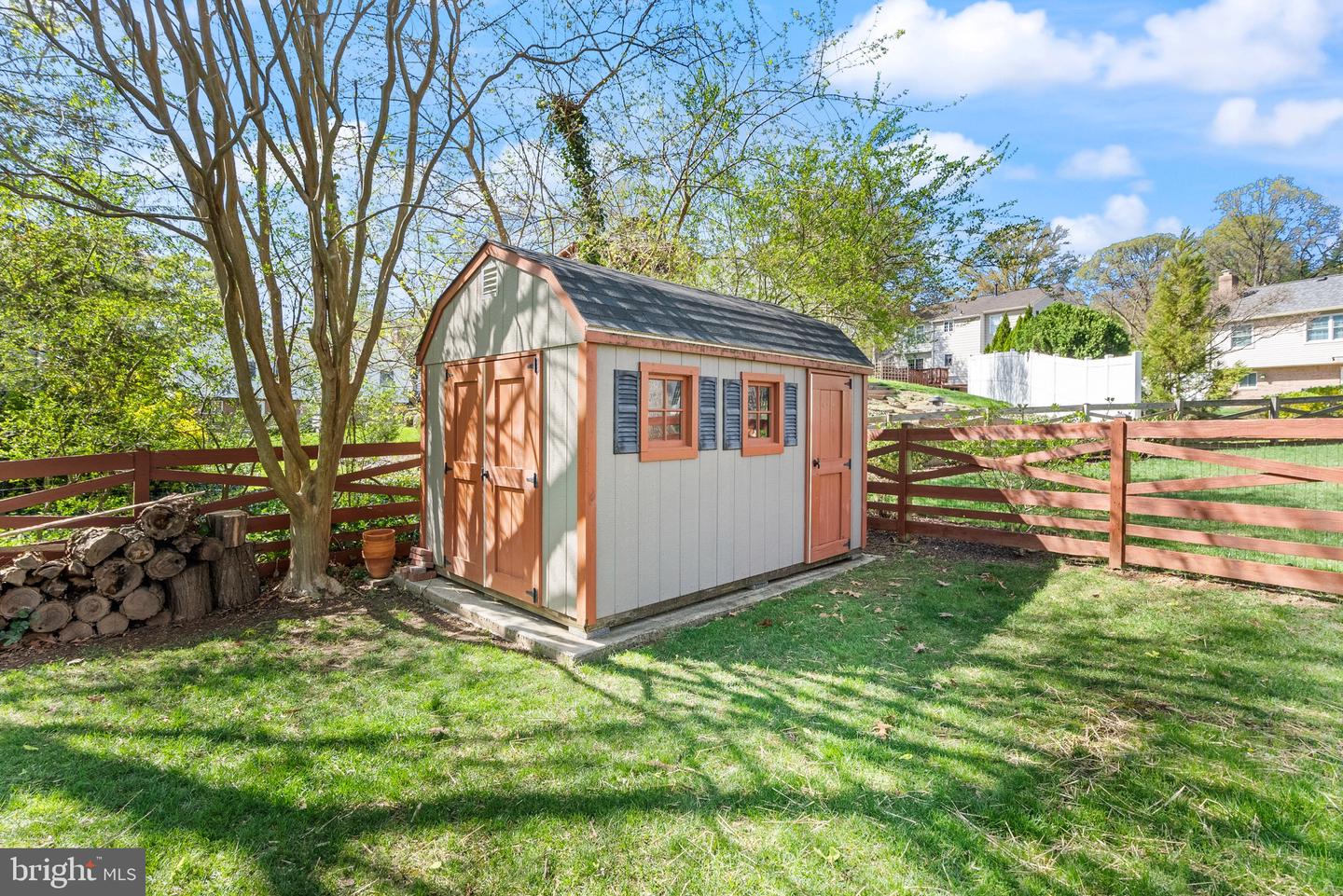 6908 LAMP POST LN, ALEXANDRIA, Virginia 22306, 4 Bedrooms Bedrooms, ,2 BathroomsBathrooms,Residential,For sale,6908 LAMP POST LN,VAFX2229994 MLS # VAFX2229994