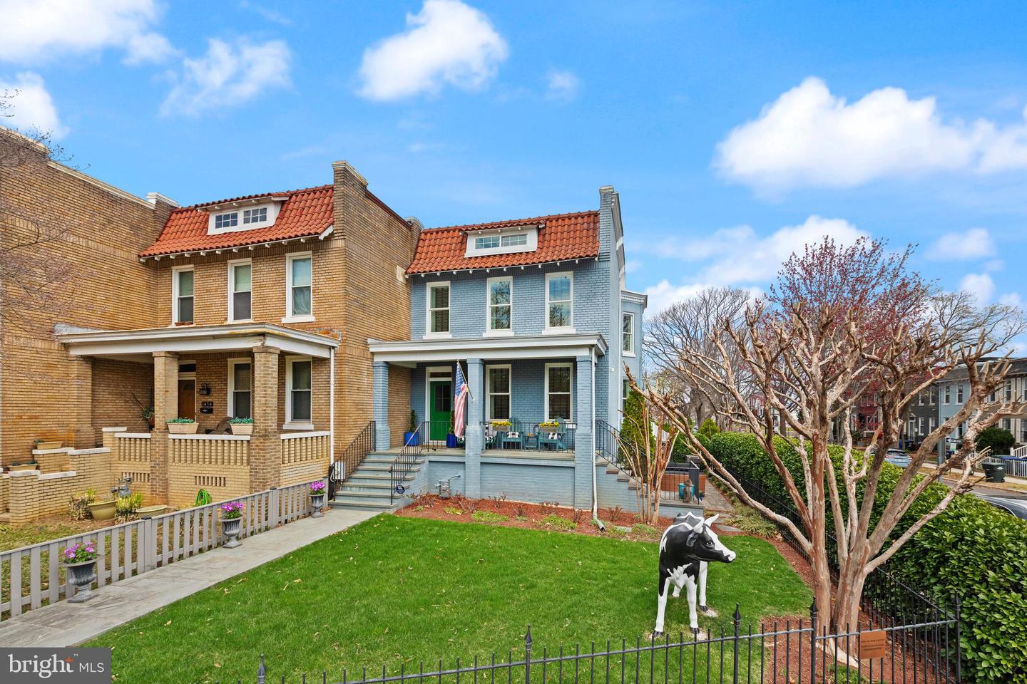 1436 NORTH CAROLINA AVE NE, WASHINGTON, District Of Columbia 20002, 4 Bedrooms Bedrooms, ,3 BathroomsBathrooms,Residential,For sale,1436 NORTH CAROLINA AVE NE,DCDC2192872 MLS # DCDC2192872