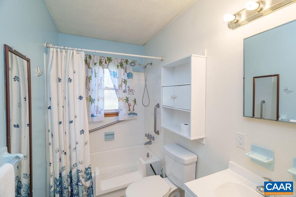 488 LOCUST LN, RUCKERSVILLE, Virginia 22968, 3 Bedrooms Bedrooms, ,1 BathroomBathrooms,Residential,For sale,488 LOCUST LN,662665 MLS # 662665
