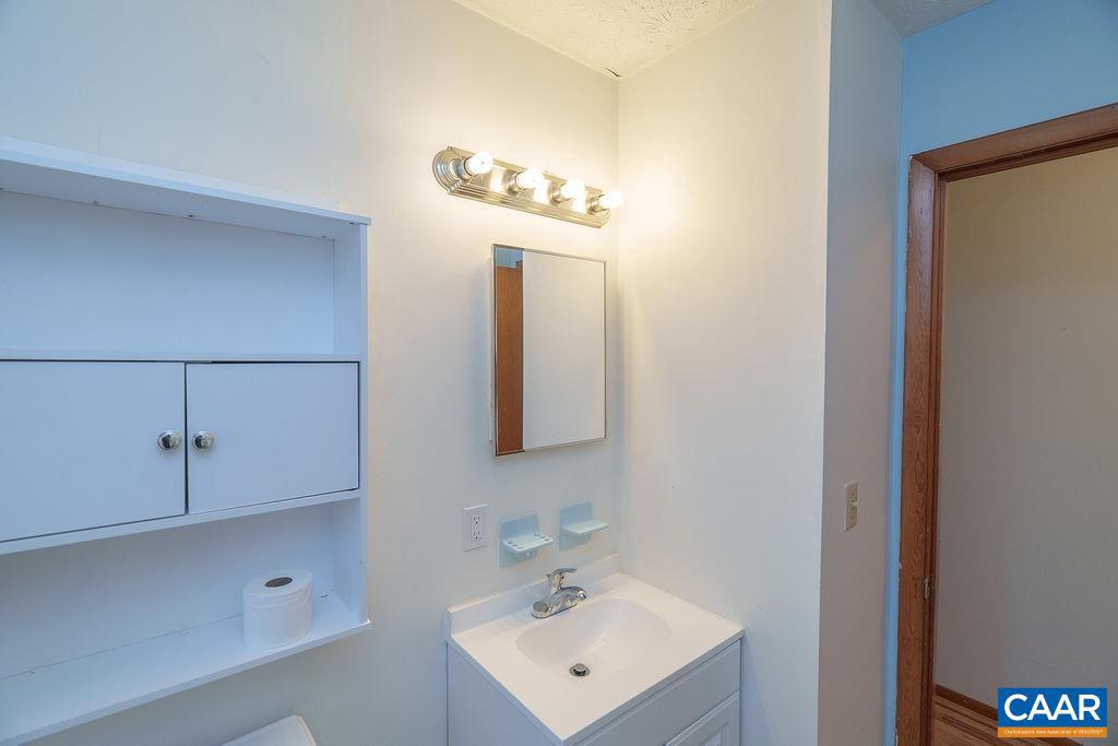 488 LOCUST LN, RUCKERSVILLE, Virginia 22968, 3 Bedrooms Bedrooms, ,1 BathroomBathrooms,Residential,For sale,488 LOCUST LN,662665 MLS # 662665