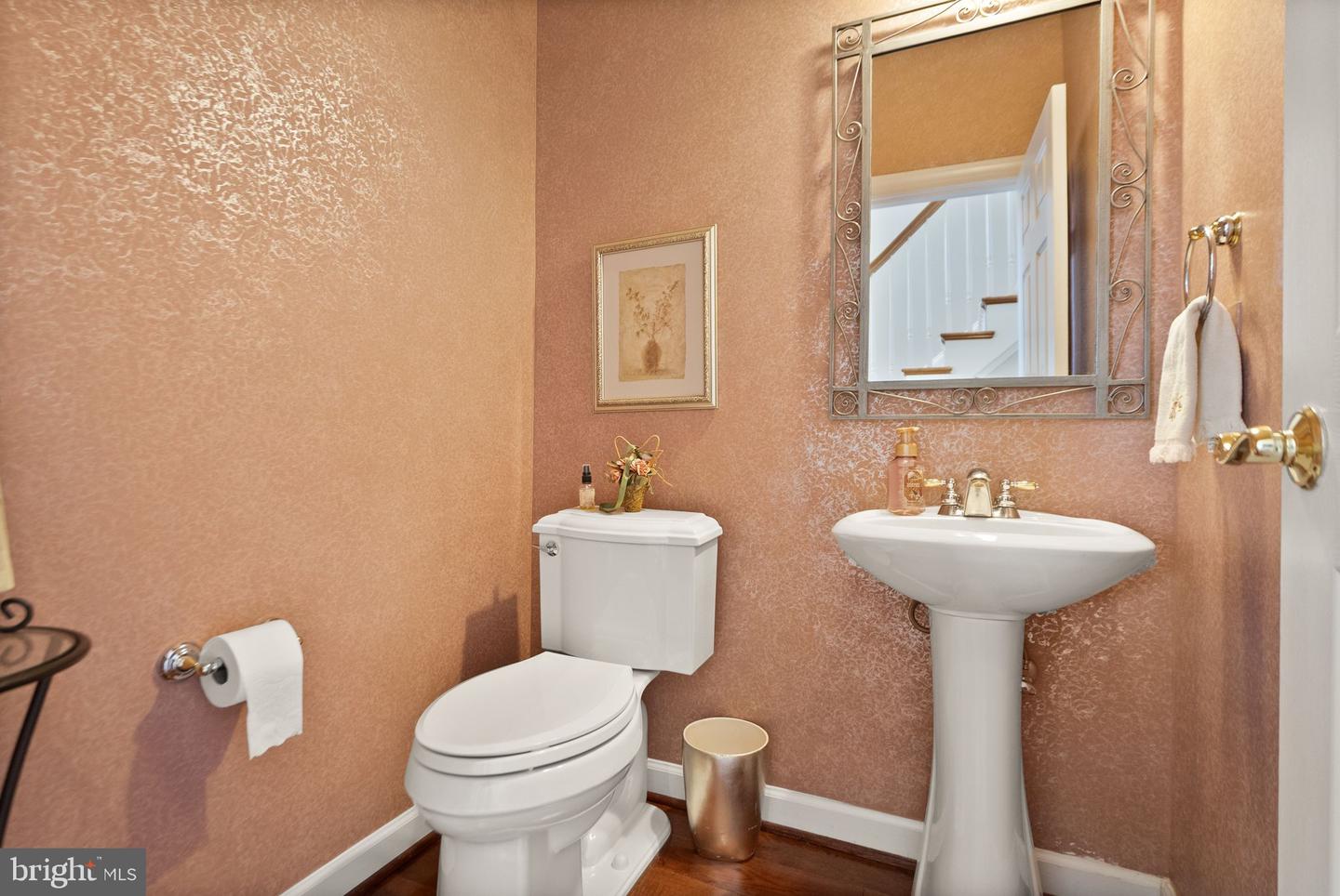 43005 RUNNING RIDGE WAY, LEESBURG, Virginia 20176, 5 Bedrooms Bedrooms, ,4 BathroomsBathrooms,Residential,For sale,43005 RUNNING RIDGE WAY,VALO2092866 MLS # VALO2092866