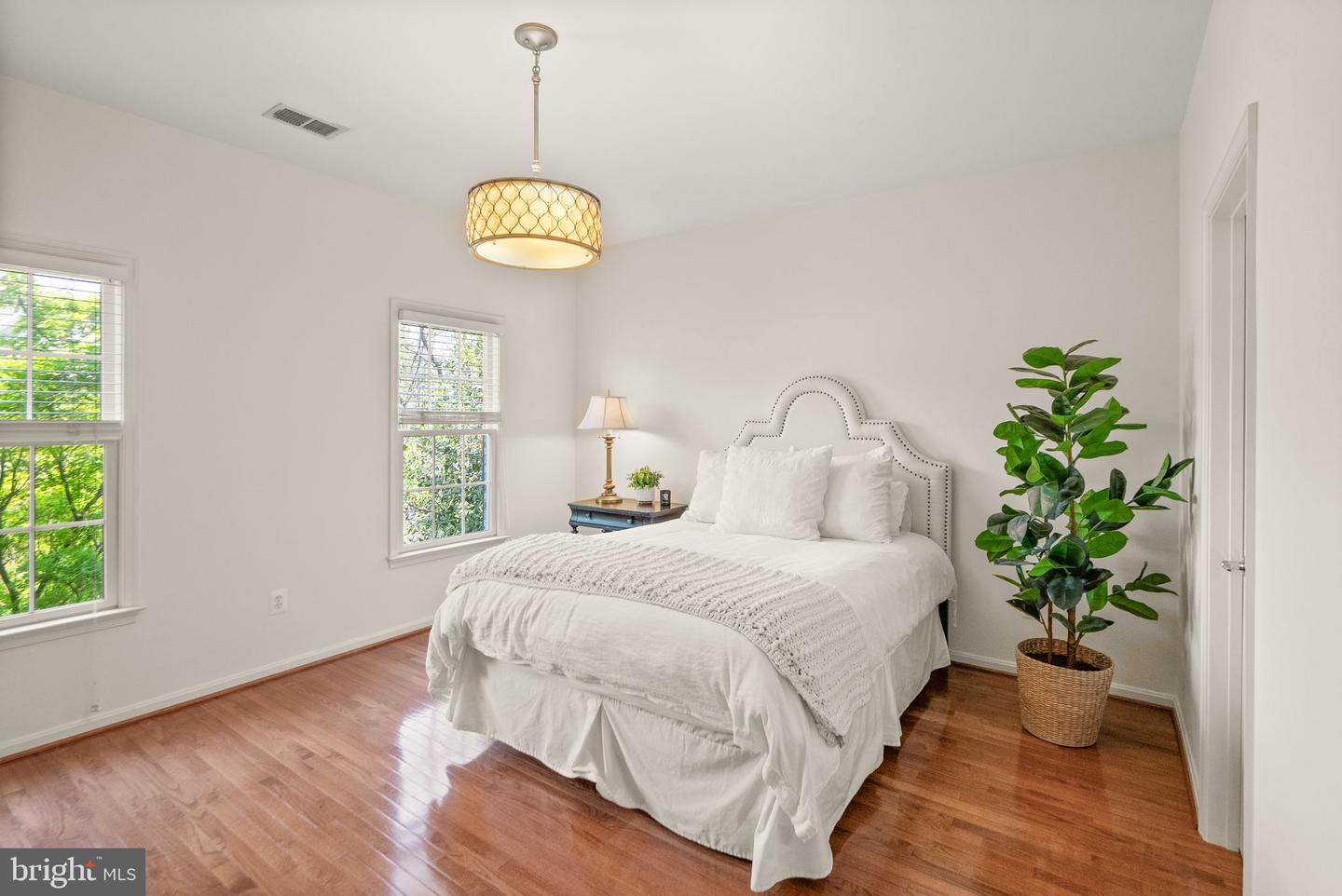 43005 RUNNING RIDGE WAY, LEESBURG, Virginia 20176, 5 Bedrooms Bedrooms, ,4 BathroomsBathrooms,Residential,For sale,43005 RUNNING RIDGE WAY,VALO2092866 MLS # VALO2092866