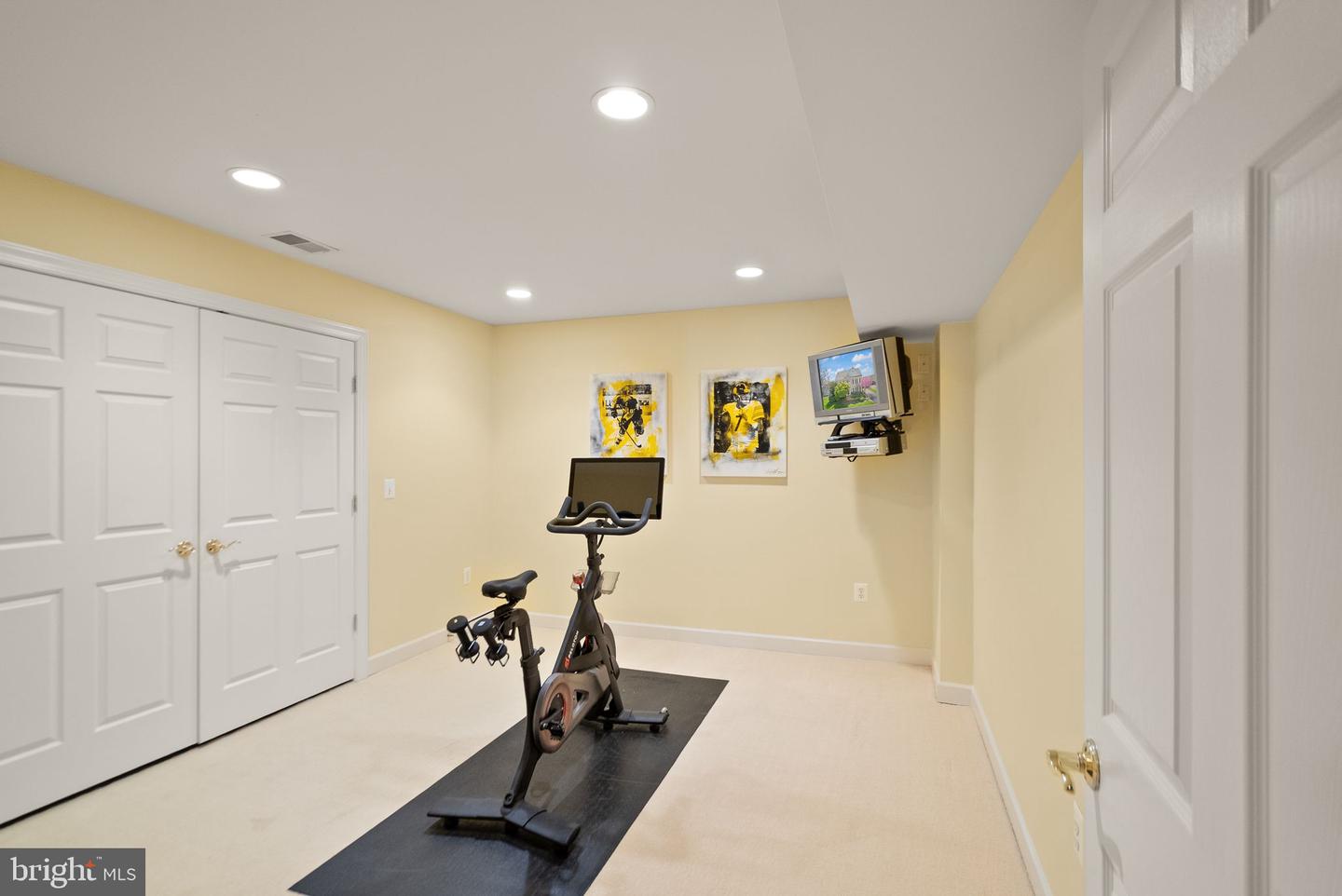 43005 RUNNING RIDGE WAY, LEESBURG, Virginia 20176, 5 Bedrooms Bedrooms, ,4 BathroomsBathrooms,Residential,For sale,43005 RUNNING RIDGE WAY,VALO2092866 MLS # VALO2092866