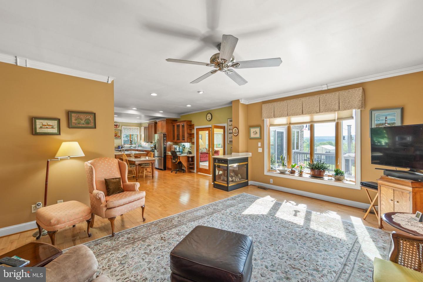 237 ASPEN TRL, WINCHESTER, Virginia 22602, 3 Bedrooms Bedrooms, ,3 BathroomsBathrooms,Residential,For sale,237 ASPEN TRL,VAFV2033260 MLS # VAFV2033260
