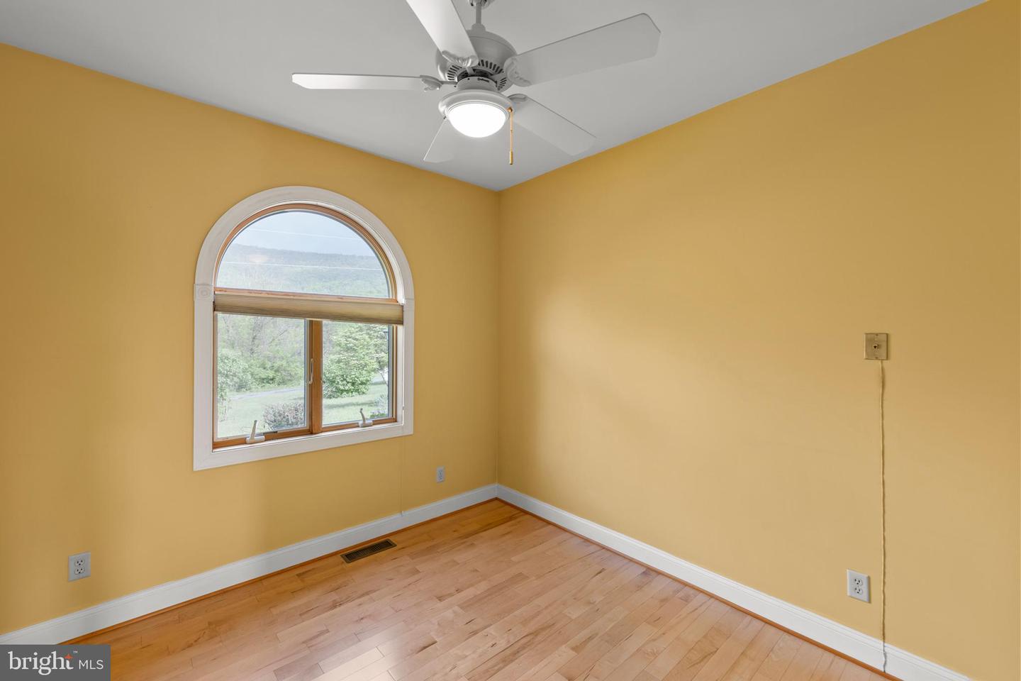 237 ASPEN TRL, WINCHESTER, Virginia 22602, 3 Bedrooms Bedrooms, ,3 BathroomsBathrooms,Residential,For sale,237 ASPEN TRL,VAFV2033260 MLS # VAFV2033260