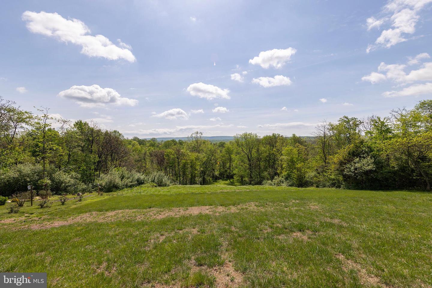 237 ASPEN TRL, WINCHESTER, Virginia 22602, 3 Bedrooms Bedrooms, ,3 BathroomsBathrooms,Residential,For sale,237 ASPEN TRL,VAFV2033260 MLS # VAFV2033260