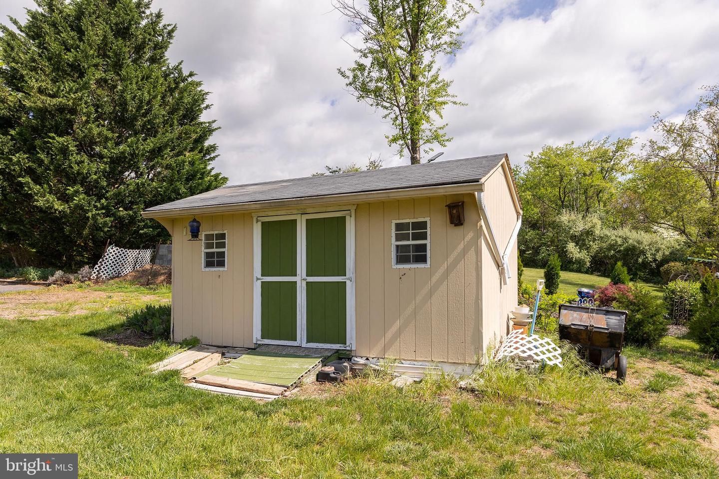 237 ASPEN TRL, WINCHESTER, Virginia 22602, 3 Bedrooms Bedrooms, ,3 BathroomsBathrooms,Residential,For sale,237 ASPEN TRL,VAFV2033260 MLS # VAFV2033260