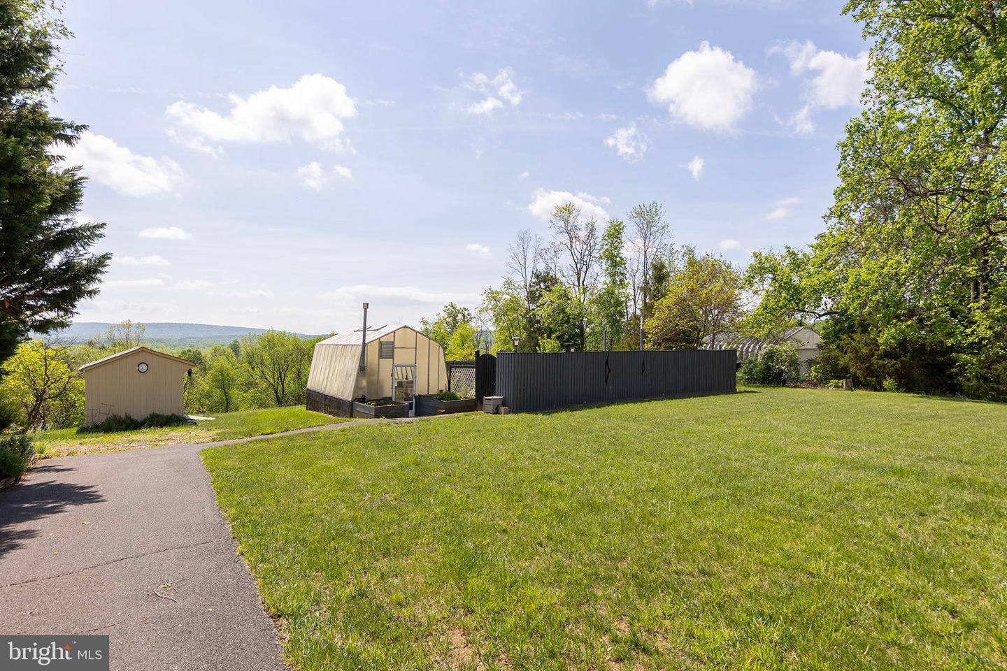237 ASPEN TRL, WINCHESTER, Virginia 22602, 3 Bedrooms Bedrooms, ,3 BathroomsBathrooms,Residential,For sale,237 ASPEN TRL,VAFV2033260 MLS # VAFV2033260