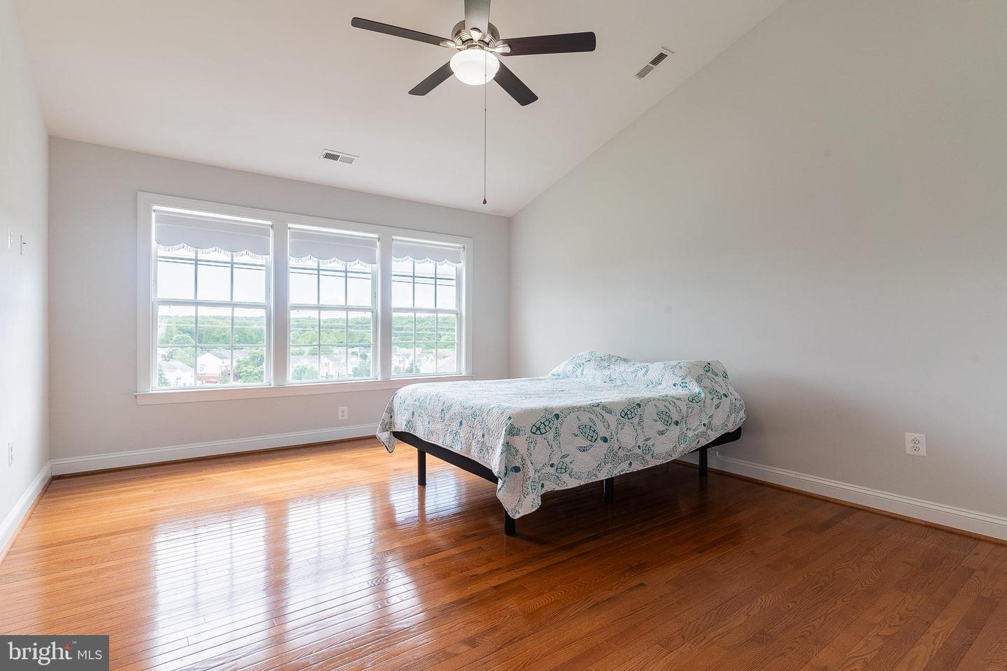 15332 BALLERINA LOOP, WOODBRIDGE, Virginia 22193, 4 Bedrooms Bedrooms, ,3 BathroomsBathrooms,Residential,For sale,15332 BALLERINA LOOP,VAPW2091530 MLS # VAPW2091530
